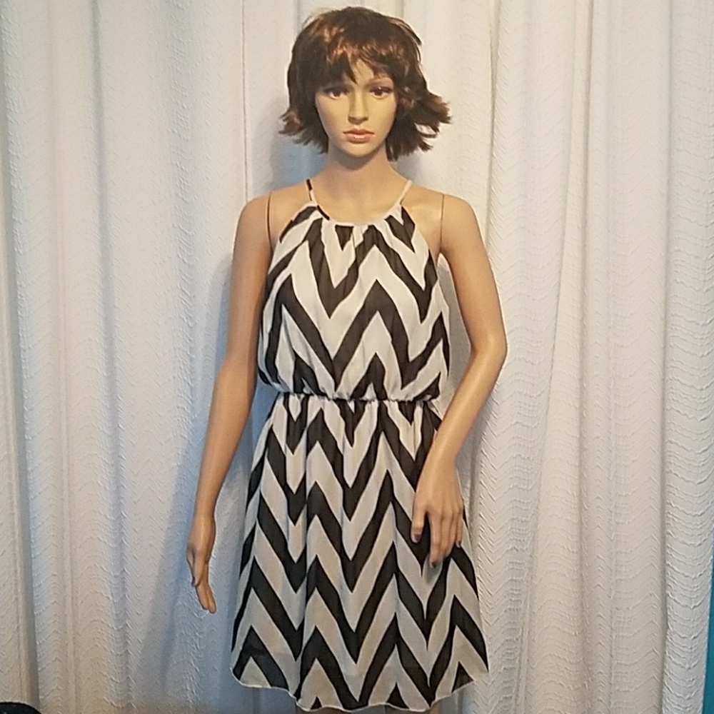Fashion Chevron black and white summer dress
